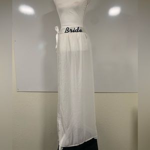 NWT BOOHOO LEXI BRIDE EMBROIDERED BEACH SARONG SIZE S/M